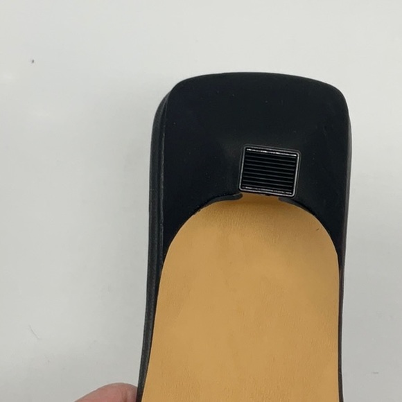 Express like new open toe black heeled sandals, size 8 - Picture 6 of 7